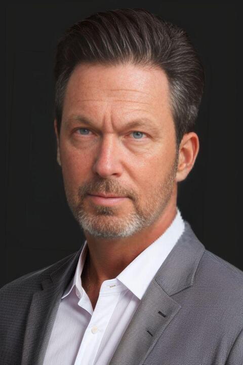 Bruce Duff